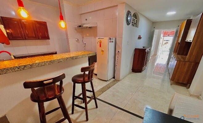 Casa 2 quartos c/ terraço em Califórnia, Nova Iguaçu - RJ