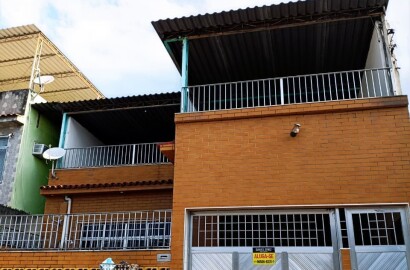 Casa Térrea c/ 3 Quartos e  Garagem coberta – Califórnia, Nova Iguaçu/RJ