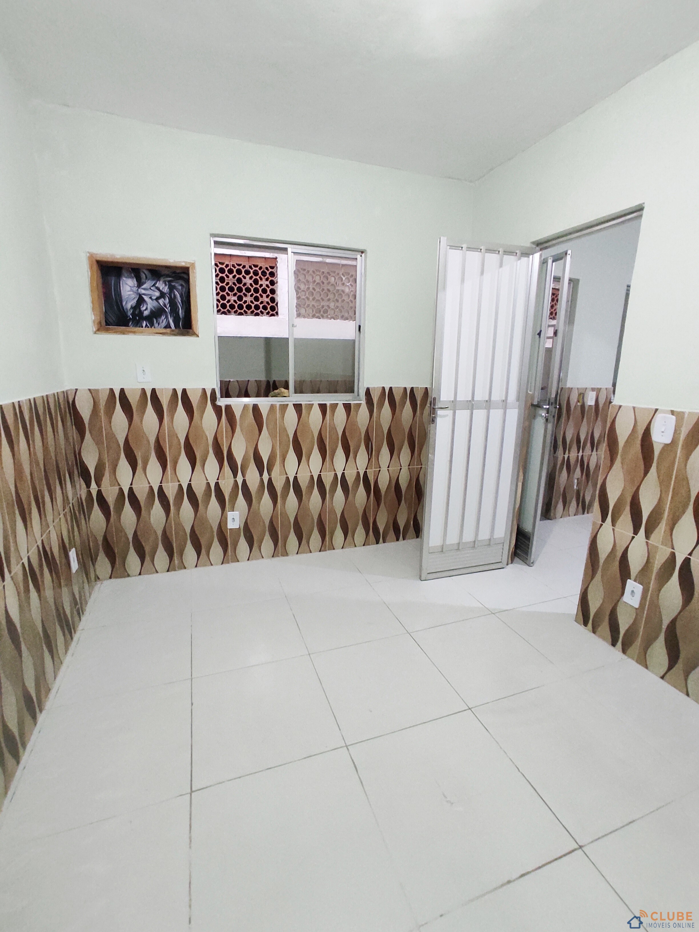 Casa 1 quarto c/ varanda em Comendador Soares