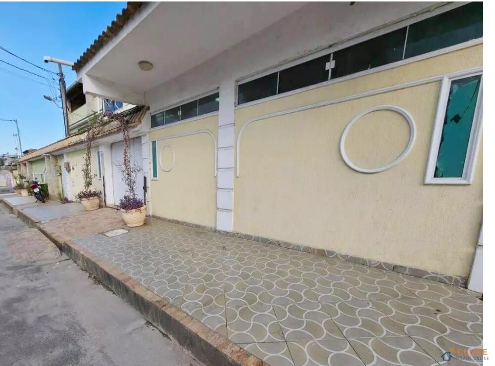 Casa Duplex, em Comendador Soares - Nova Iguaçu/RJ