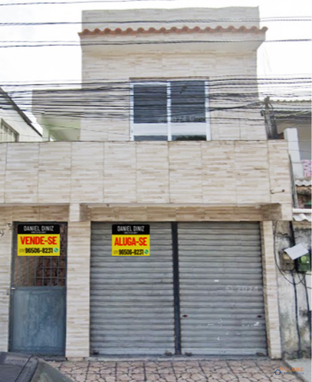 Vila c/ 9 casas e 1 loja em Comendador Soares