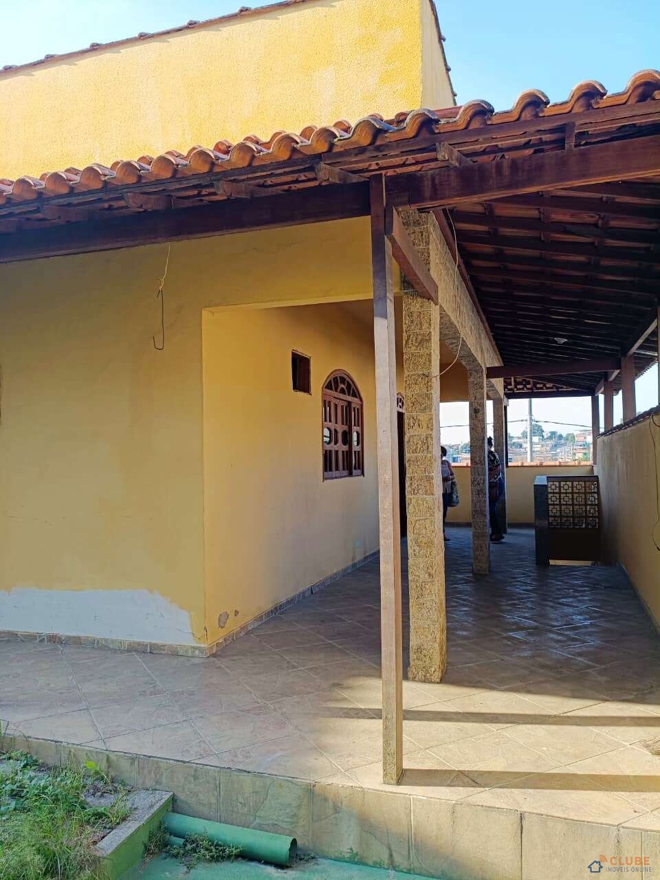 Casa 2 quartos com quintal, em São João de Meriti